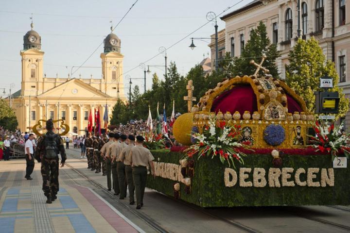 Visit Debrecen Apartman Daire Dış mekan fotoğraf